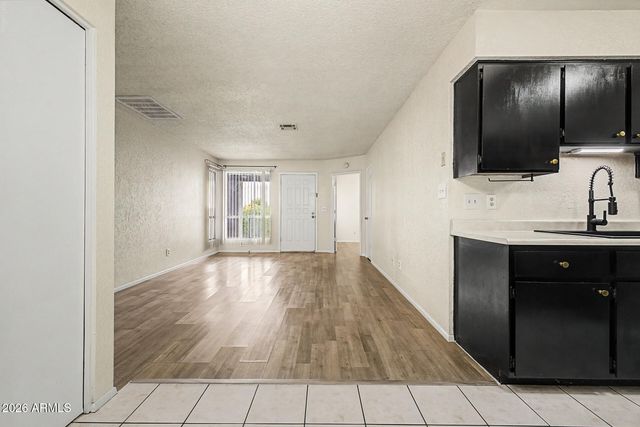 10807 W NORTHERN Avenue 131, Glendale, AZ 85307
