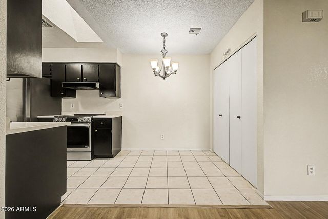10807 W NORTHERN Avenue 131, Glendale, AZ 85307