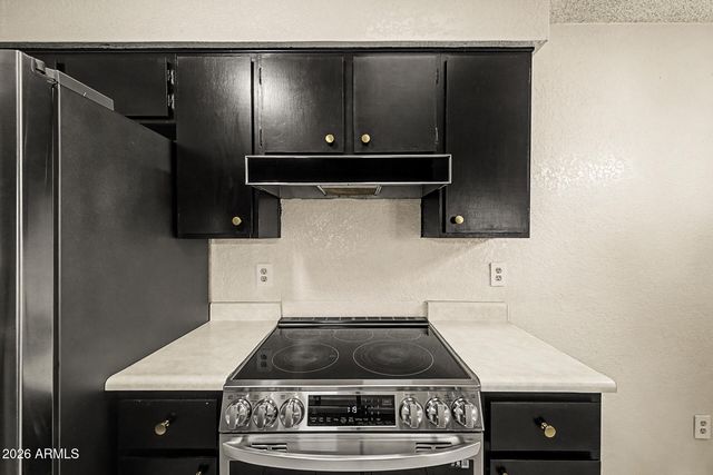 10807 W NORTHERN Avenue 131, Glendale, AZ 85307