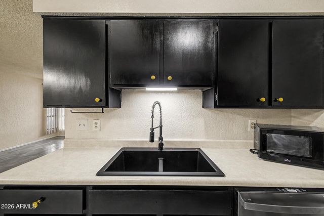 10807 W NORTHERN Avenue 131, Glendale, AZ 85307