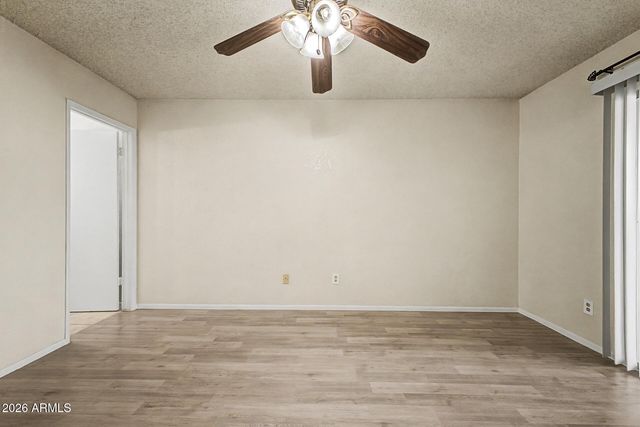 10807 W NORTHERN Avenue 131, Glendale, AZ 85307