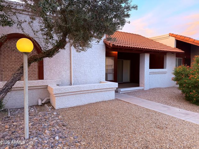 10807 W NORTHERN Avenue 131, Glendale, AZ 85307