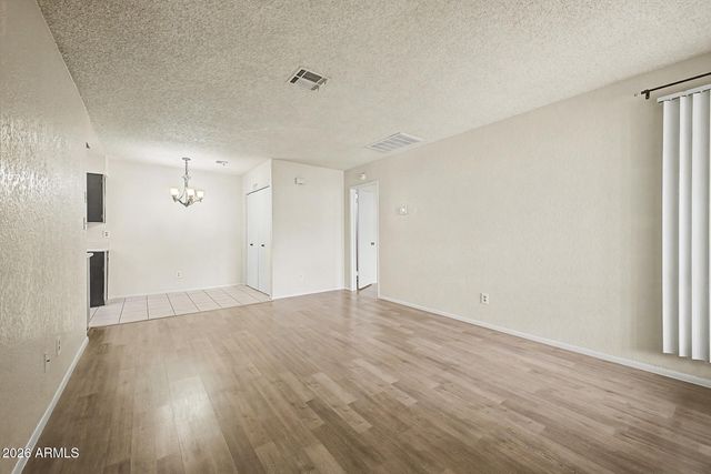 10807 W NORTHERN Avenue 131, Glendale, AZ 85307