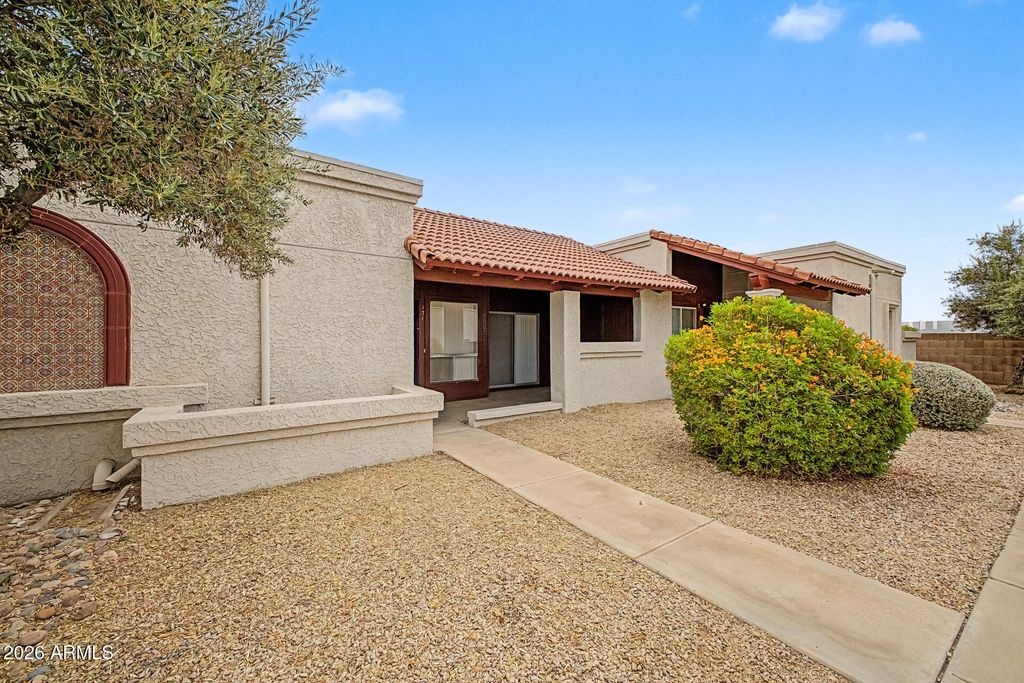 10807 W NORTHERN Avenue 131, Glendale, AZ 85307 — photo 3