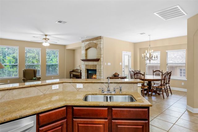 24 Stone Terrace DR, Austin, TX 78734