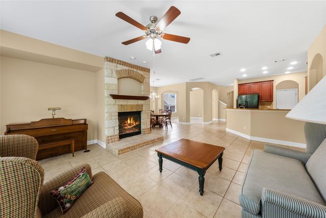 24 Stone Terrace DR, Austin, TX 78734