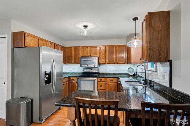 126 Sierra Village Drive, Eureka, MO 63025