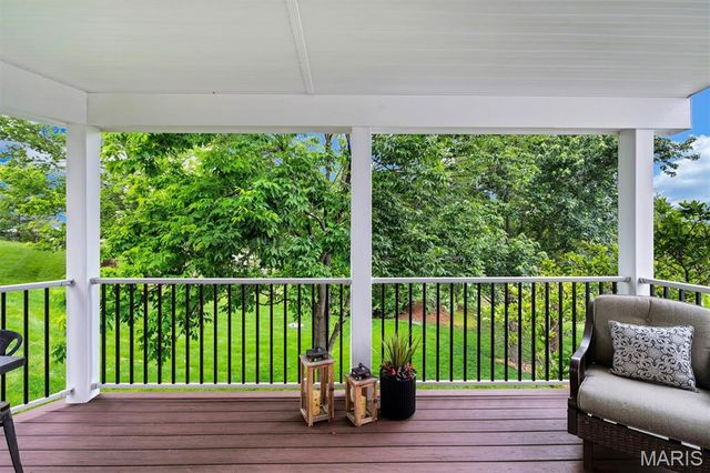 126 Sierra Village Drive, Eureka, MO 63025