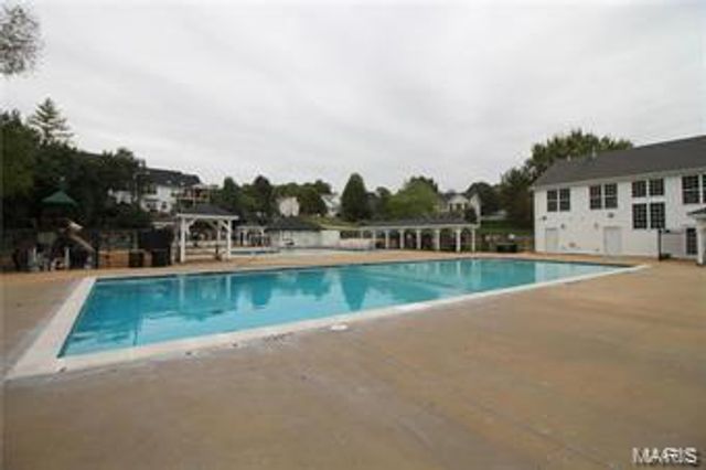 126 Sierra Village Drive, Eureka, MO 63025