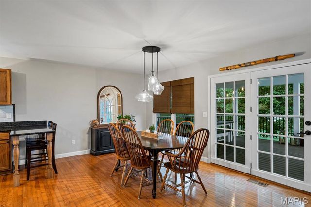126 Sierra Village Drive, Eureka, MO 63025