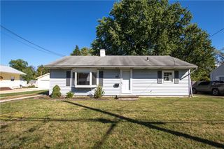 822 Oak Street, Medina, OH 44256