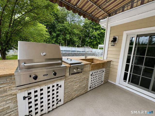 80 Bouton Street West, Stamford, CT 06907