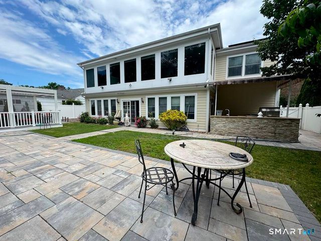 80 Bouton Street West, Stamford, CT 06907