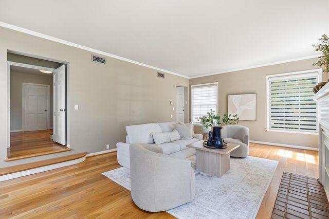 445 E Princeton Avenue, Fresno, CA 93704