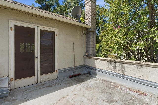 445 E Princeton Avenue, Fresno, CA 93704