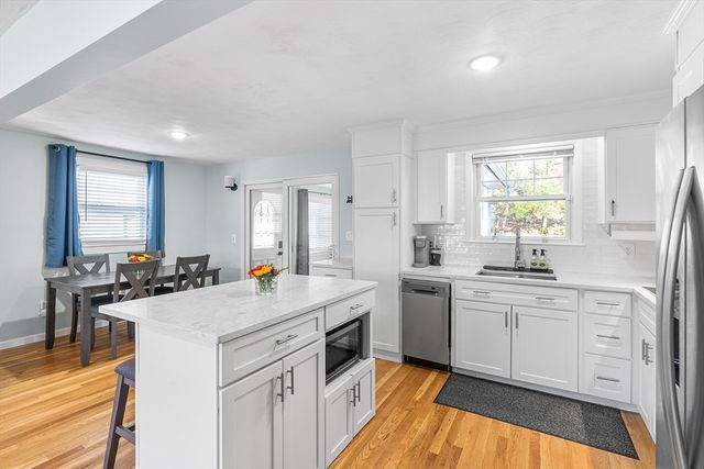 36 Whitelock Dr, Marlborough, MA 01752