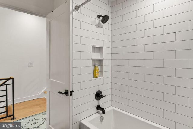 2023 SAINT ALBANS ST, Philadelphia, PA 19146