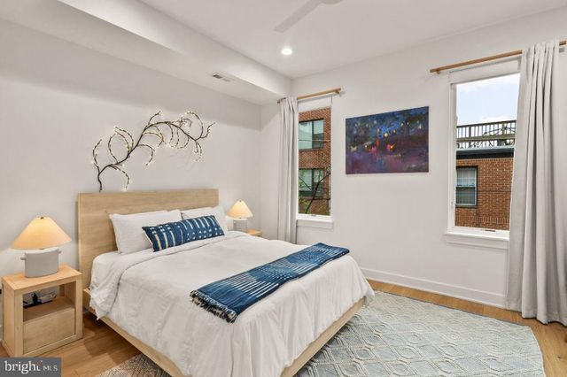 2023 SAINT ALBANS ST, Philadelphia, PA 19146