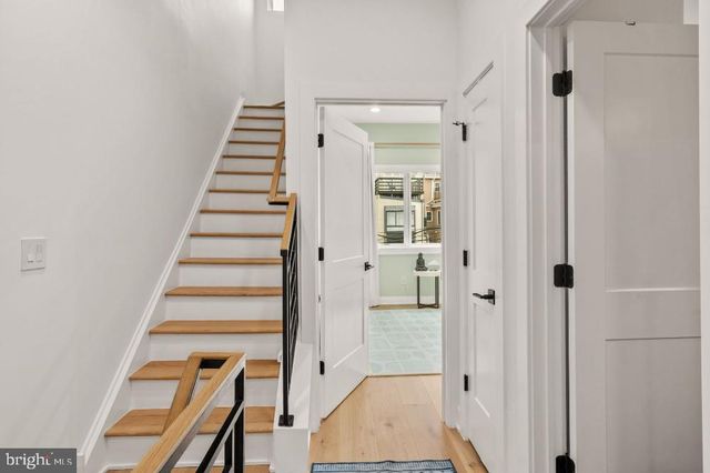 2023 SAINT ALBANS ST, Philadelphia, PA 19146