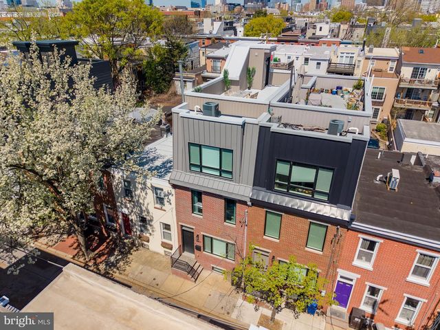 2023 SAINT ALBANS ST, Philadelphia, PA 19146