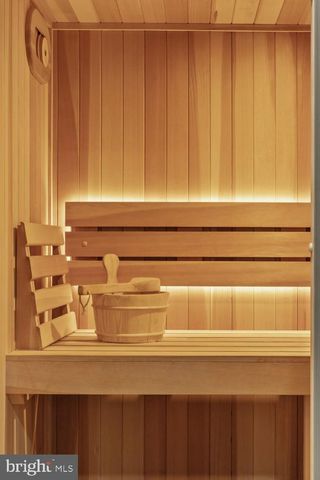 2023 SAINT ALBANS ST, Philadelphia, PA 19146