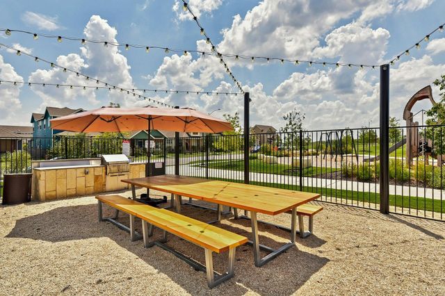 8921 Blaze DR, Austin, TX 78747