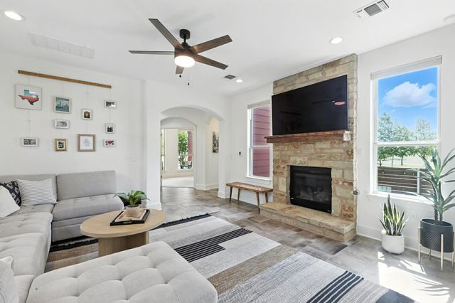8921 Blaze DR, Austin, TX 78747