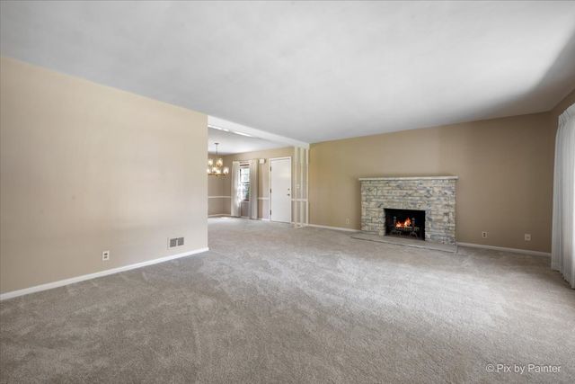 316 S Elmwood Drive, Aurora, IL 60506