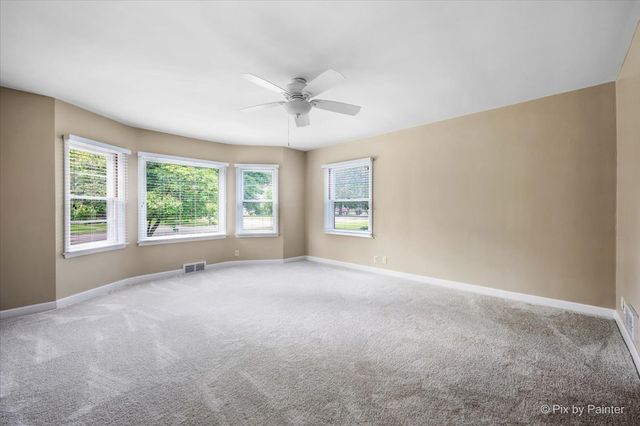 316 S Elmwood Drive, Aurora, IL 60506