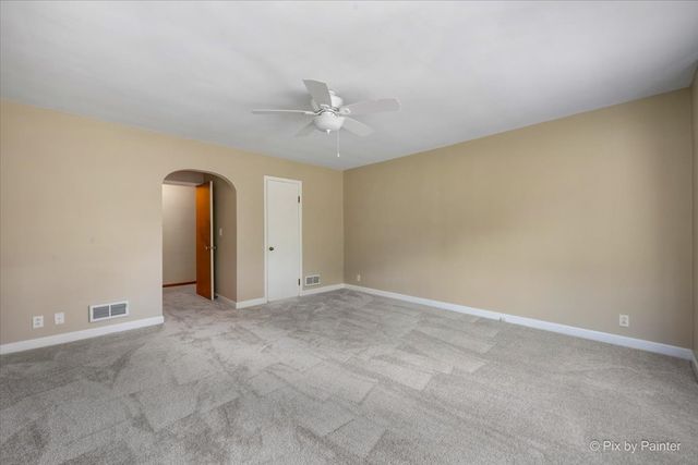 316 S Elmwood Drive, Aurora, IL 60506