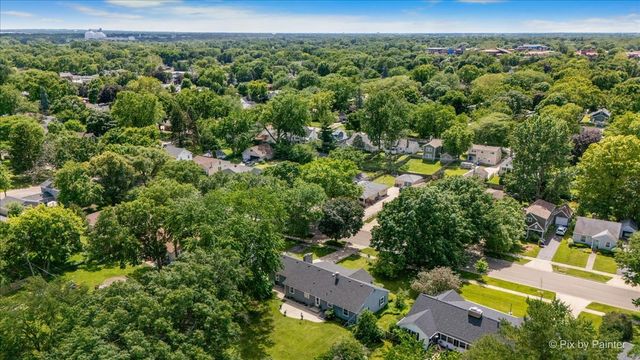316 S Elmwood Drive, Aurora, IL 60506