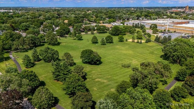 316 S Elmwood Drive, Aurora, IL 60506