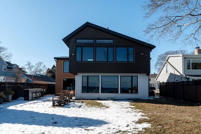 2533 Lakeshore DRIVE, Sheboygan, WI 53081