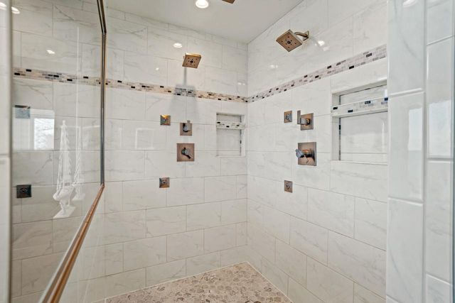 2533 Lakeshore DRIVE, Sheboygan, WI 53081