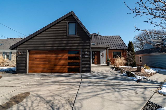 2533 Lakeshore DRIVE, Sheboygan, WI 53081