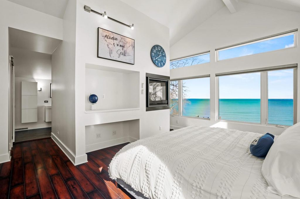 2533 Lakeshore DRIVE, Sheboygan, WI 53081