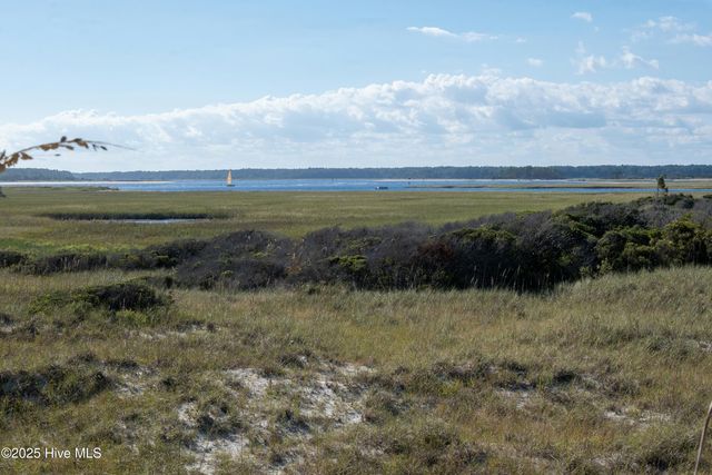 9086 Ocean Harbour Golf Club Drive SW, Calabash, NC 28467