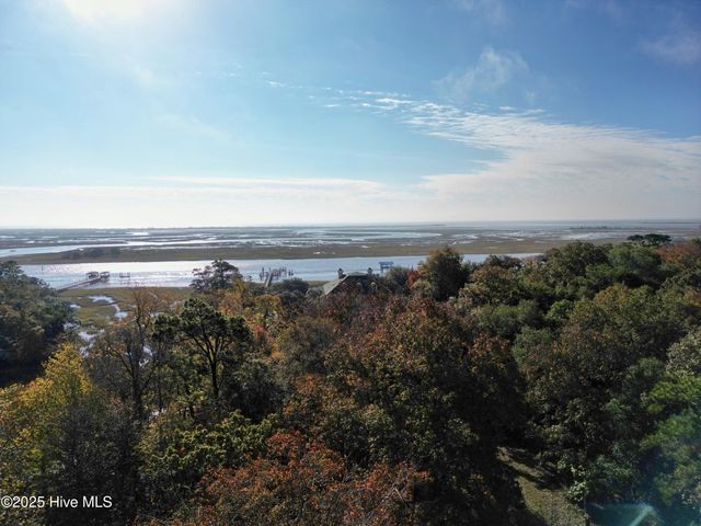 9086 Ocean Harbour Golf Club Drive SW, Calabash, NC 28467