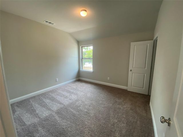 801 Ponds Edge Lane, Euless, TX 76040