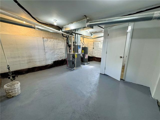 499 10th St, Freedom, PA 15042