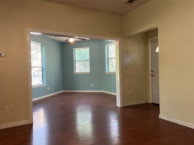 3304 Huron Trail, Lake Worth, TX 76135