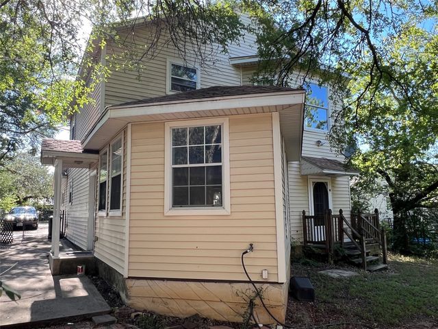 3304 Huron Trail, Lake Worth, TX 76135