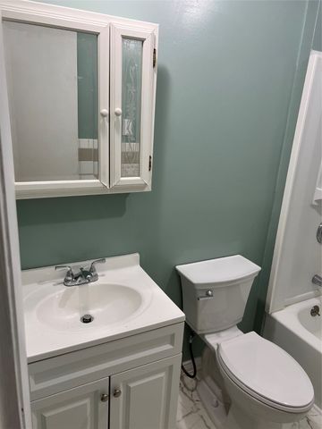 3304 Huron Trail, Lake Worth, TX 76135