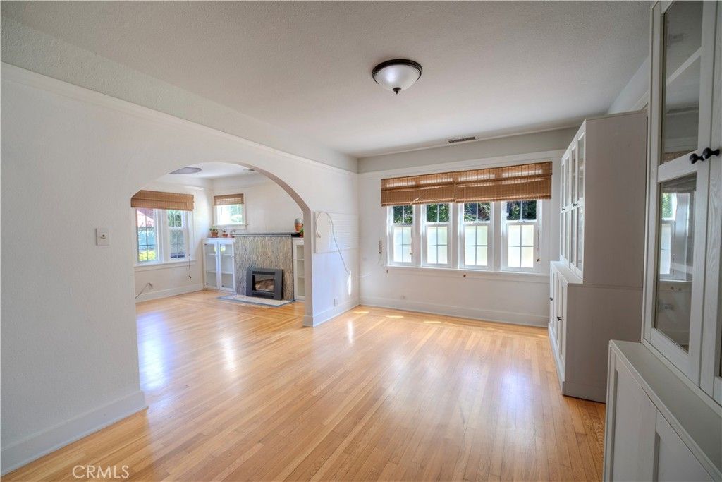 Image 10 of property listing at 329 W 12th Street, Chico, CA 95928