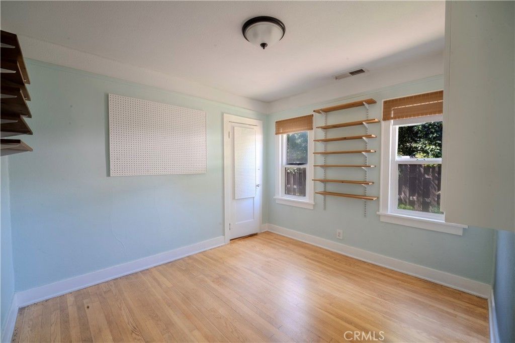 Image 23 of property listing at 329 W 12th Street, Chico, CA 95928