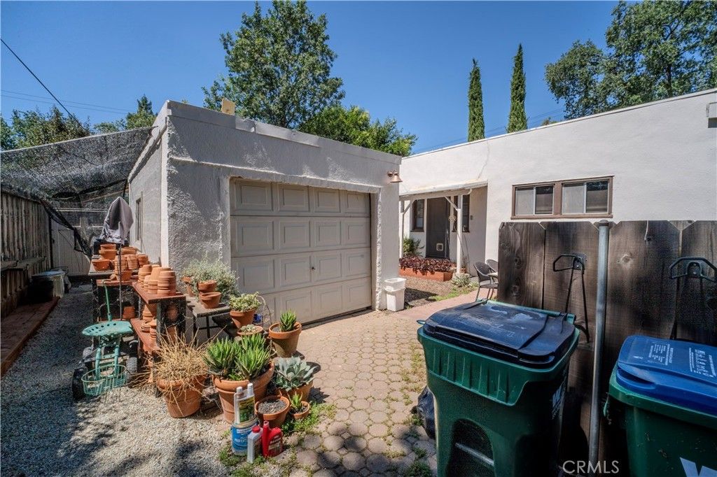 Image 34 of property listing at 329 W 12th Street, Chico, CA 95928