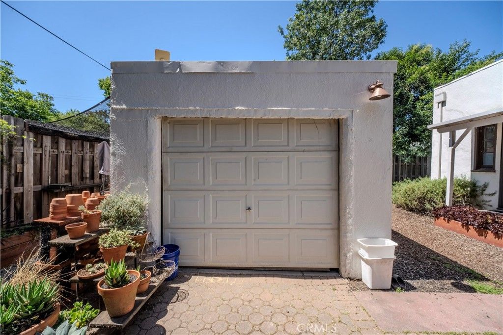 Image 38 of property listing at 329 W 12th Street, Chico, CA 95928