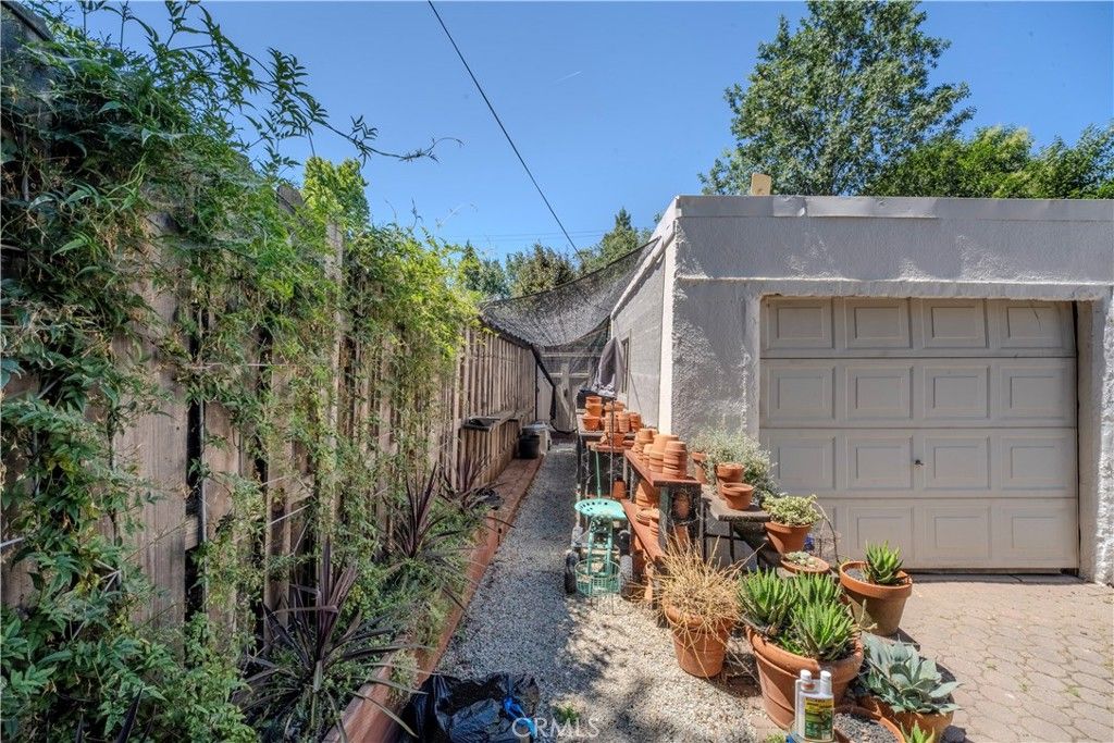 Image 39 of property listing at 329 W 12th Street, Chico, CA 95928