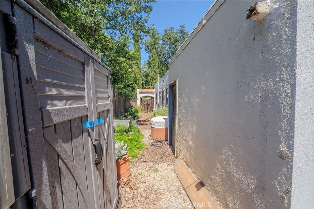 Image 41 of property listing at 329 W 12th Street, Chico, CA 95928
