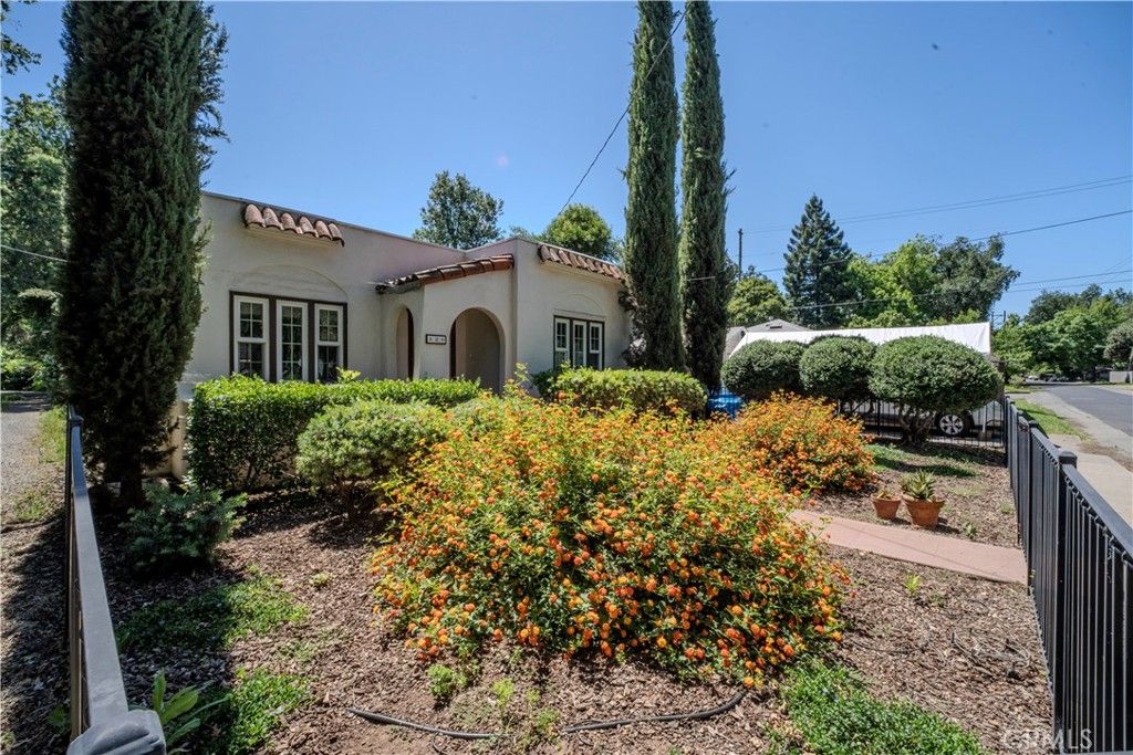 Image 44 of property listing at 329 W 12th Street, Chico, CA 95928